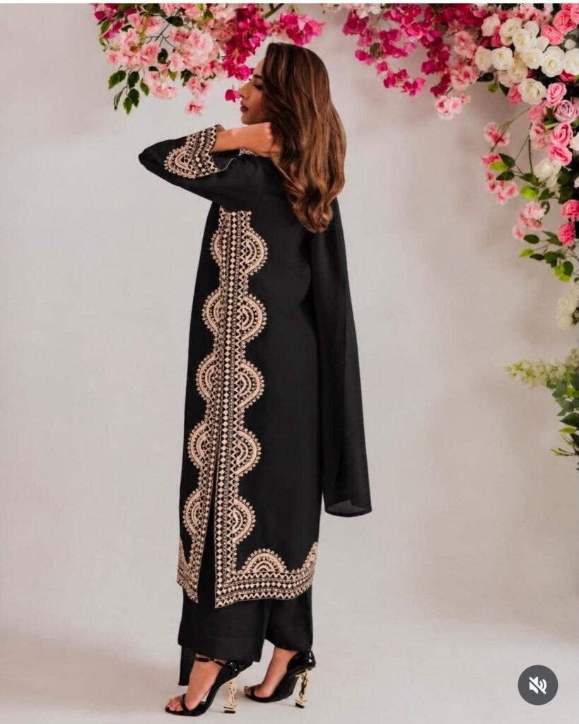 Scalloped Border Straight Suit – Midnight Black